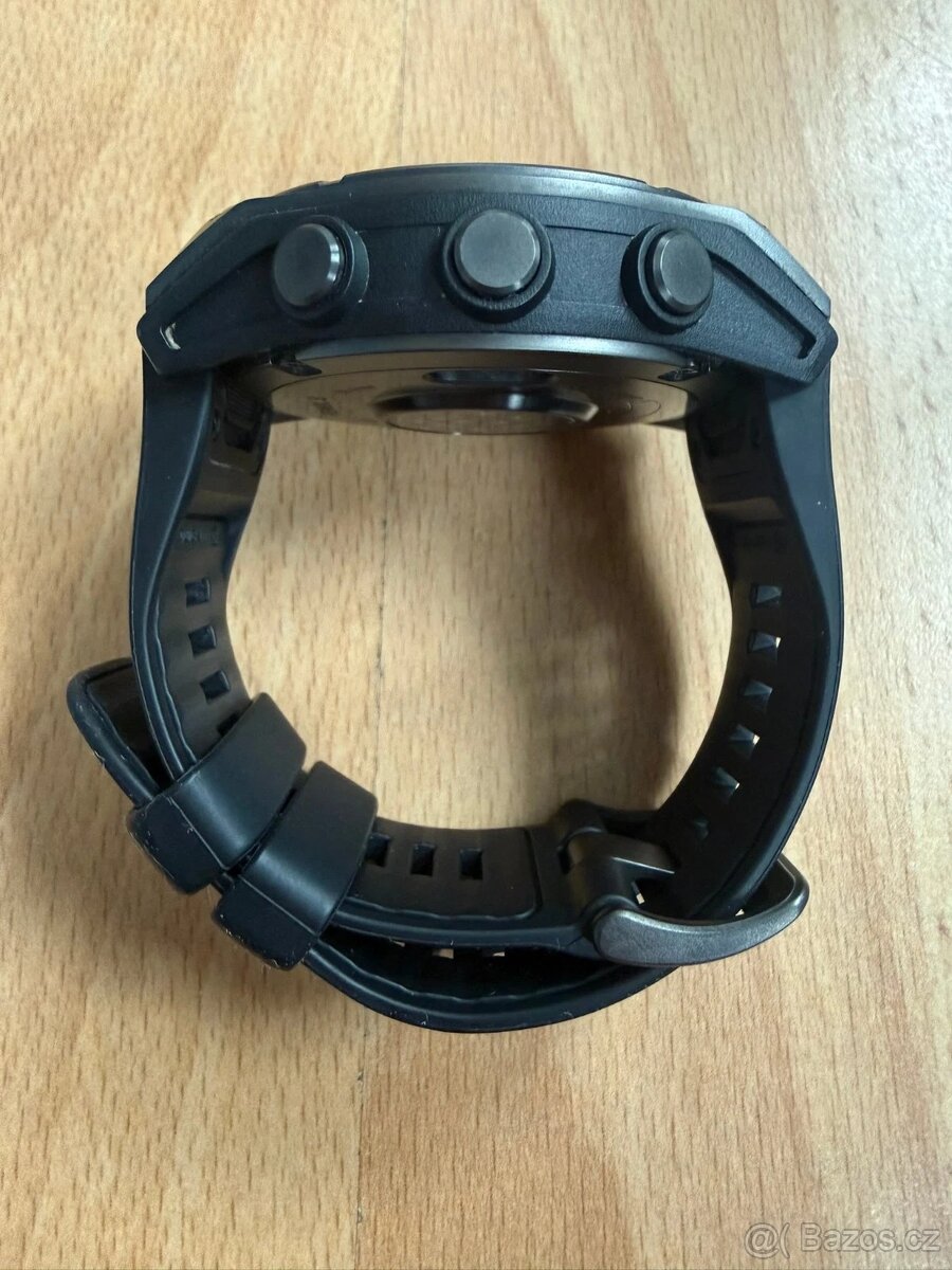 Garmin Fénix 8 AMOLED 51 mm - 10