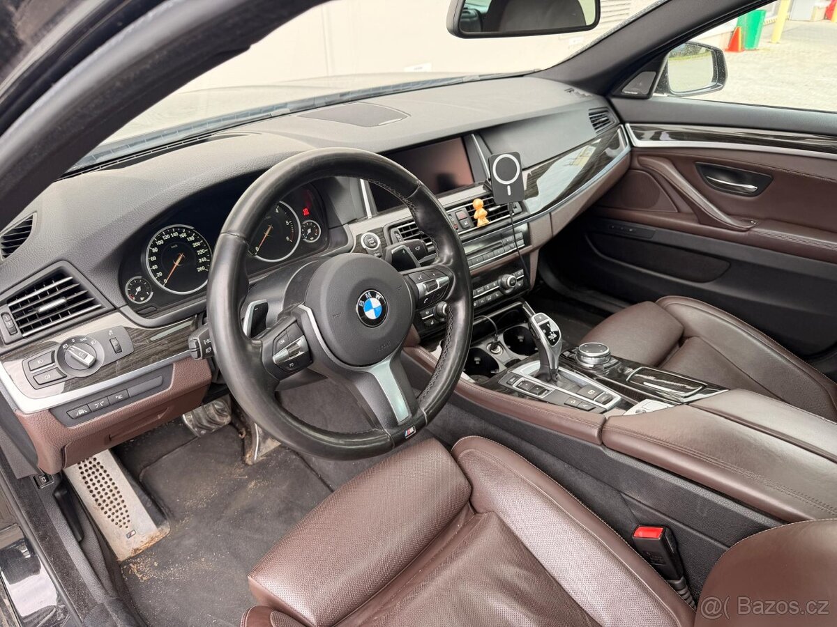 BMW F11 535xD LCI - 10