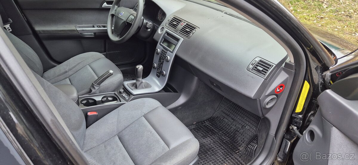 Volvo V50 - 10
