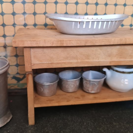 Dětská kuchyňka z 1. republiky (30. léta) – původní stav - 10