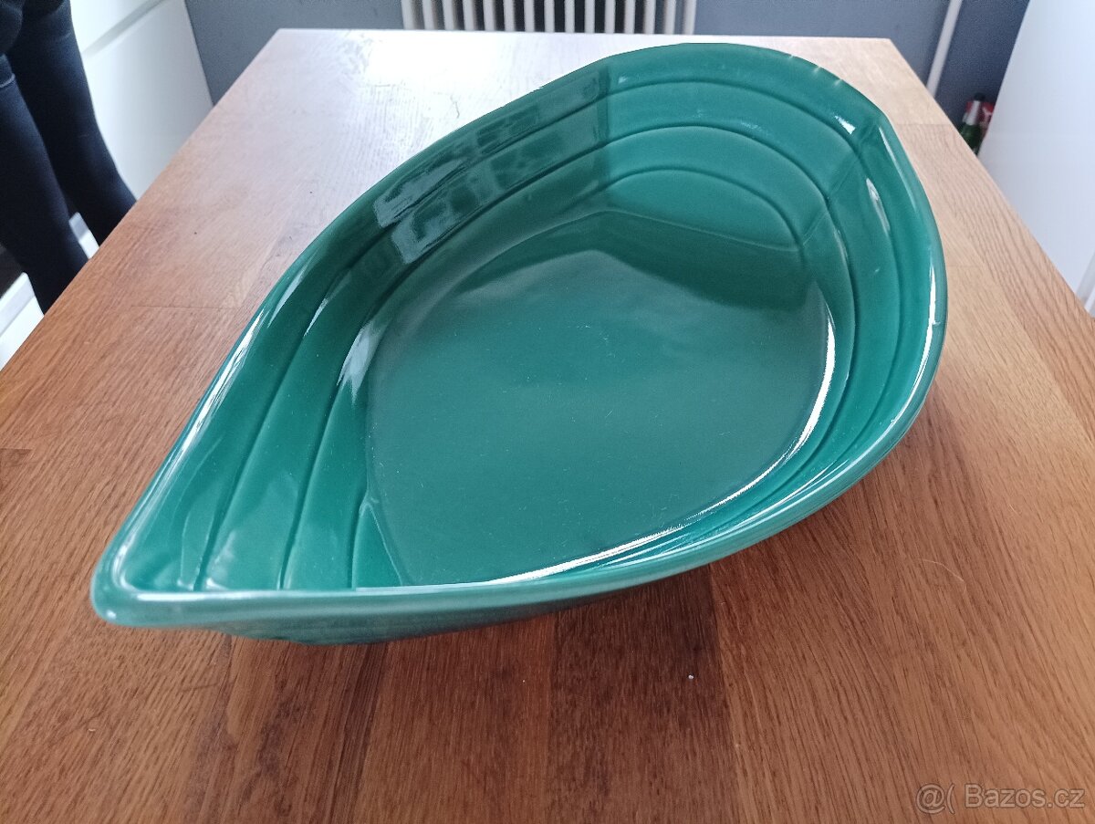 MODERNÍ KAMENINOVÁ MÍSA VE TVARU LODI APOLIA BRETAGNE - 10