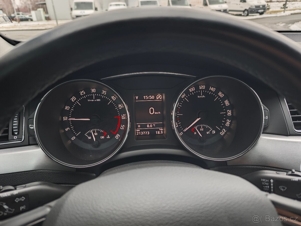 Škoda Superb combi 2.0Tdi - 10