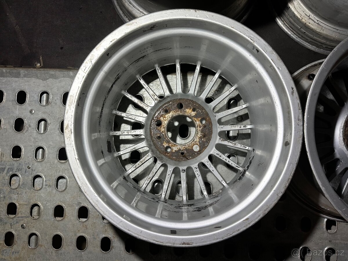 Alpina B10 B11 B12 5x120 8,5x17 + 10x17 s poklickami - 10