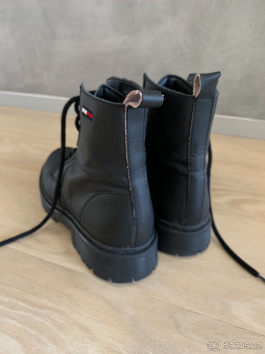 Dámské kotníkové TOMMY JEANS, velikost 39 (25 cm) - 10