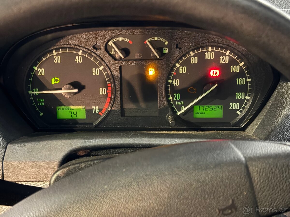 Škoda Fabia 1.4 MPI – 170 000 km – pěkný stav - 10