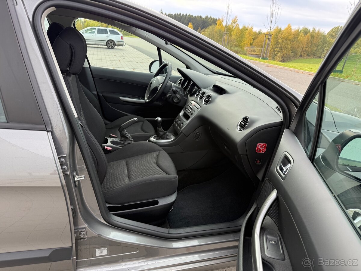 PEUGEOT 307 kombi, nová STK, nové zimní pneumatiky - 10