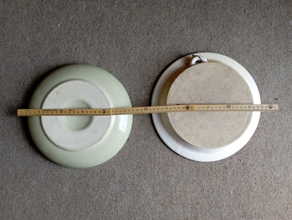 Moravské malované talíře a další keramika a procelán - 10