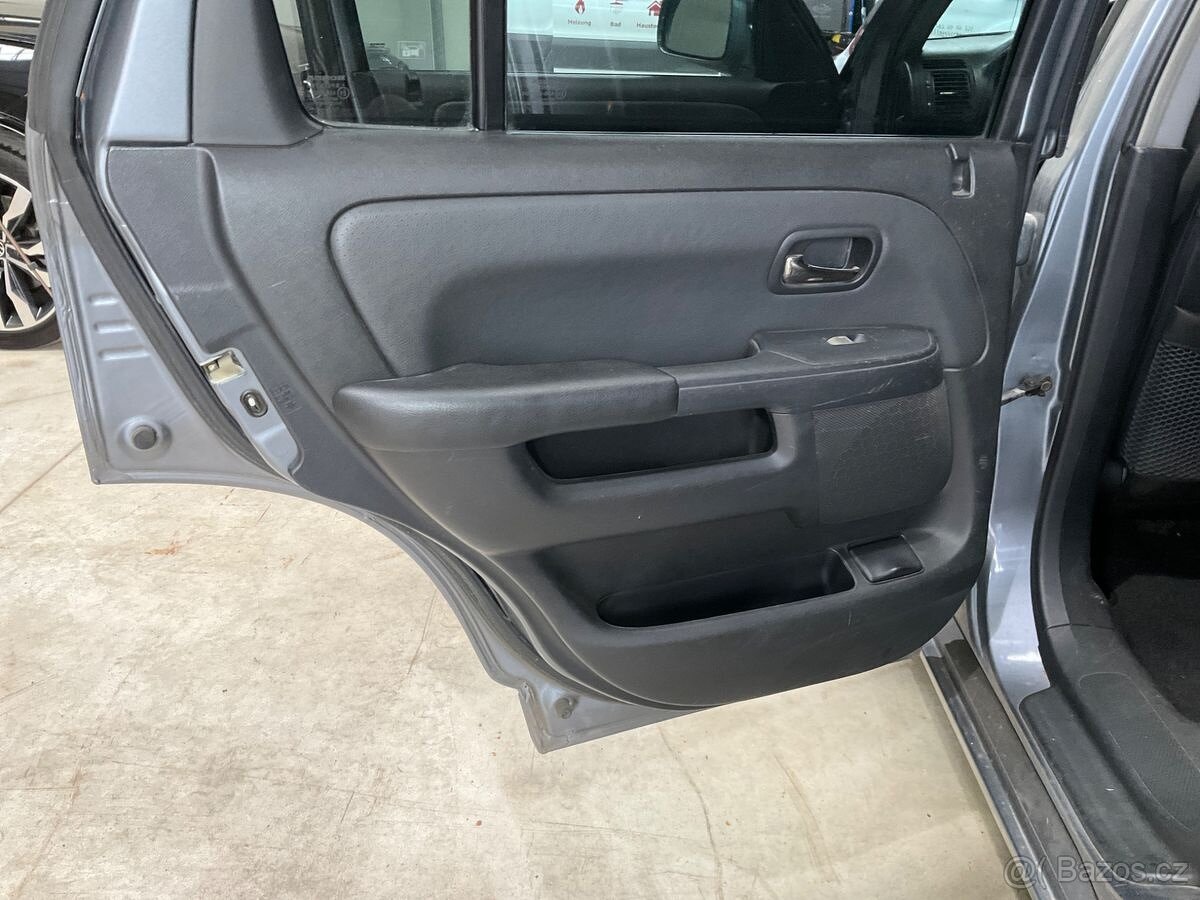 Honda CR-V 4 x 4 2,2 CTDI-PRODÁNO - 10