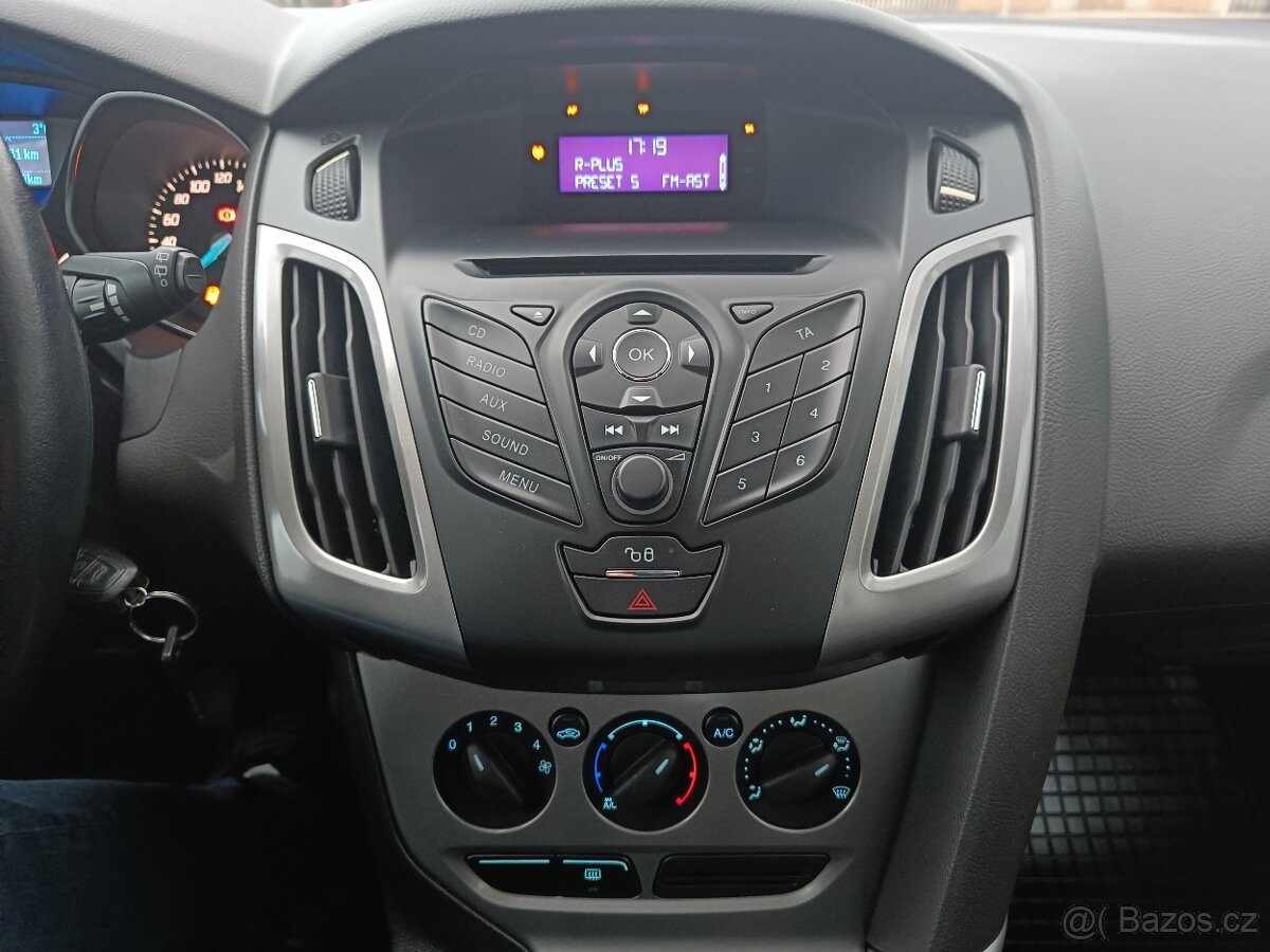 Ford Focus 1.6 Ti-VCT Kombi – Původ ČR - 10