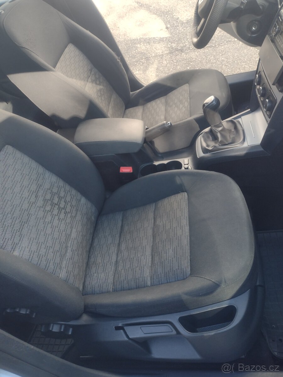 Škoda Octavia 1.6TDI 4x4 - 10