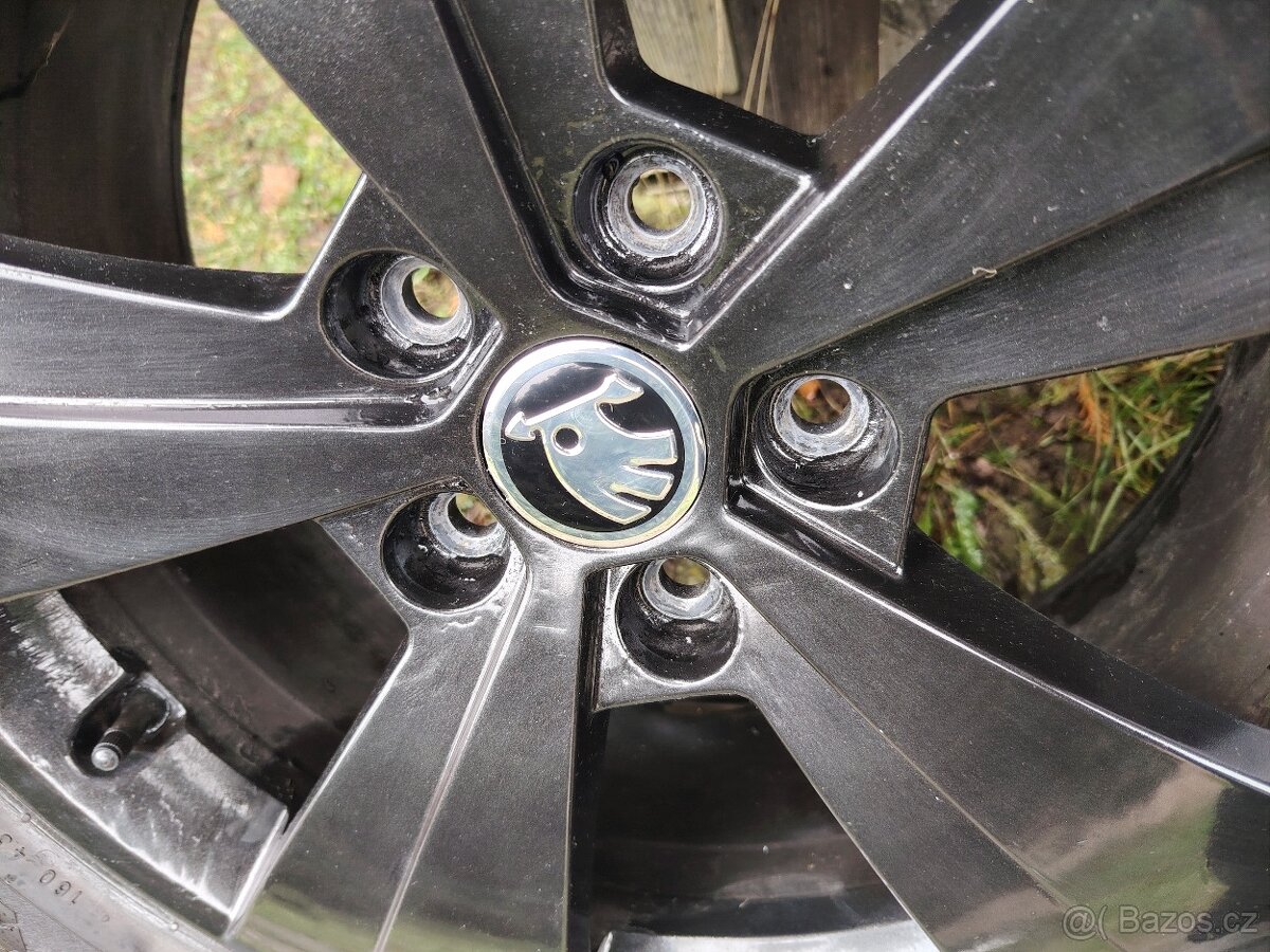 Alu kola škoda Superb 3 215/55/17 - 10
