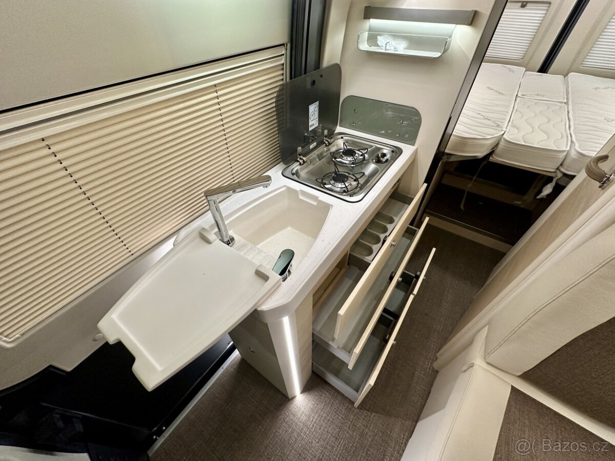 EURA MOBIL VAN 635 EB - 10