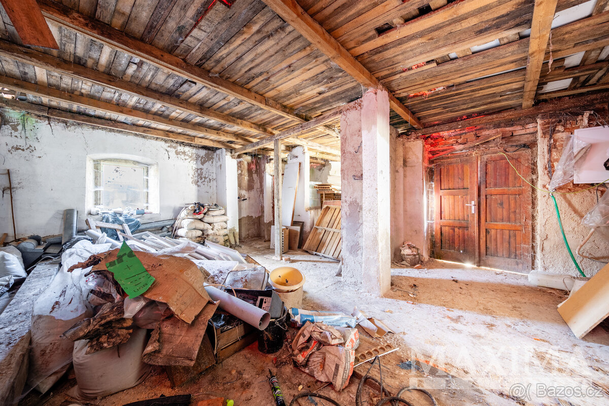 Dům 2+kk o ploše 124 m2 - Mičovice, Jáma - 10