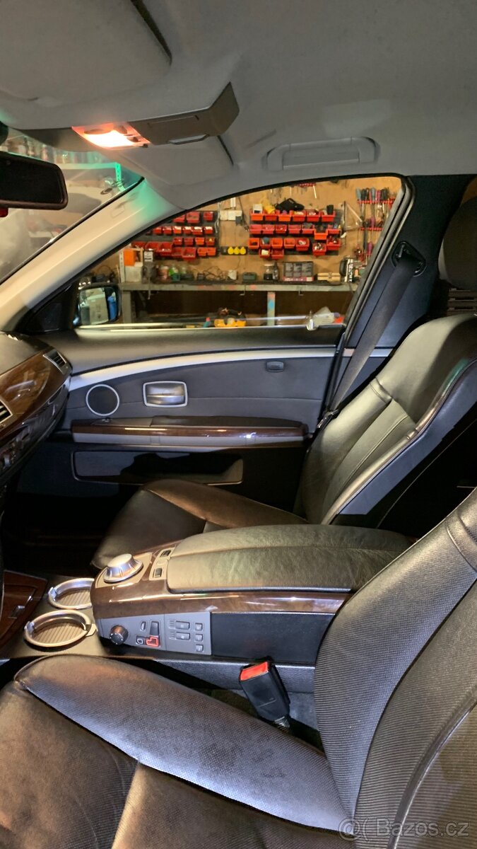 Bmw 7 series E65 - 10