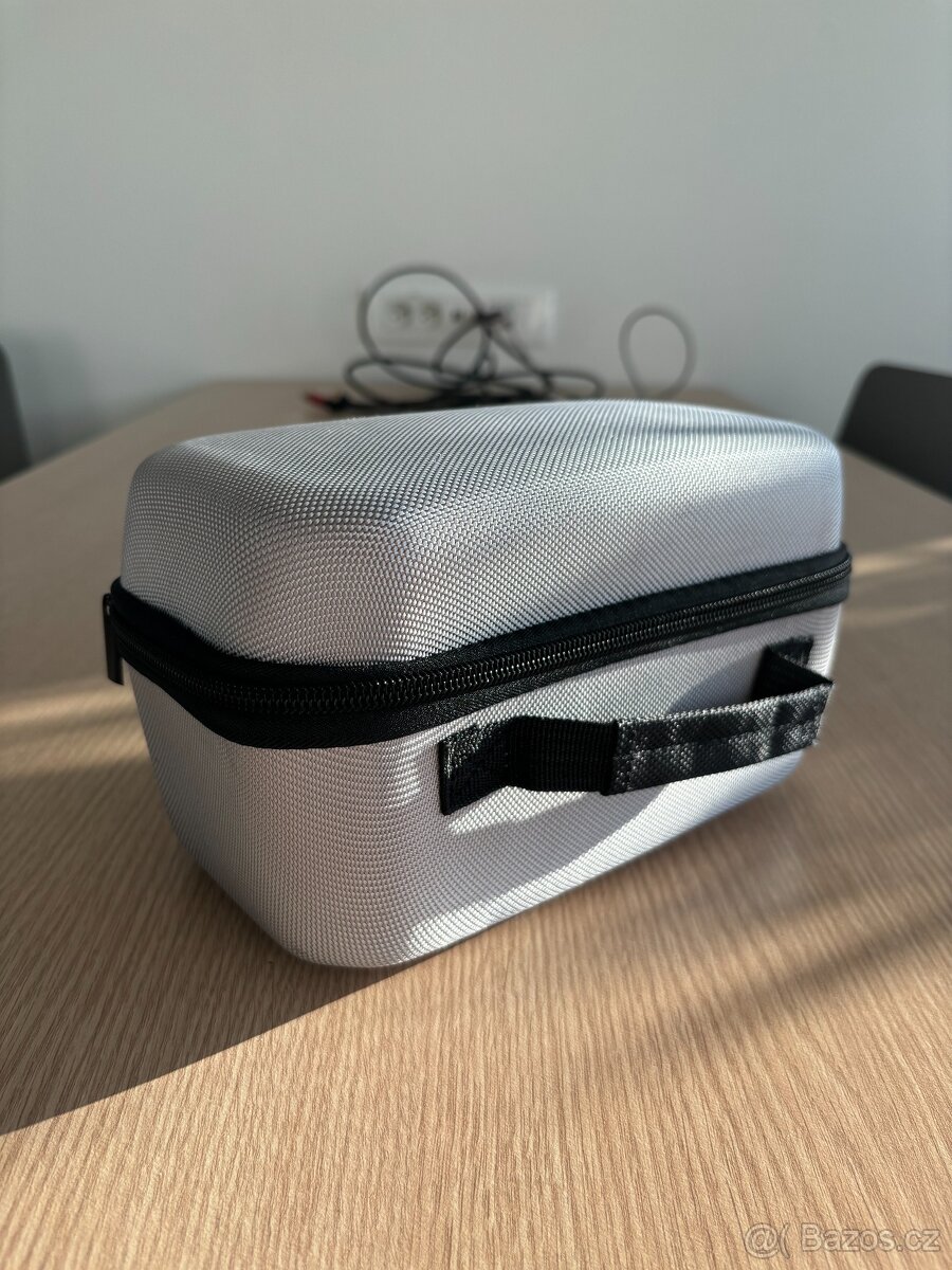 Projektor PRO 4K Android 11 bílý - 10