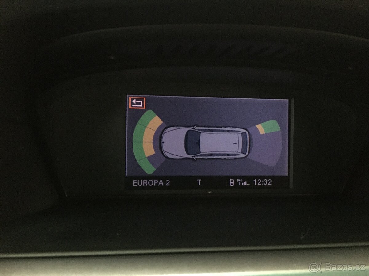 Bmw E61 525 145 kw - 10