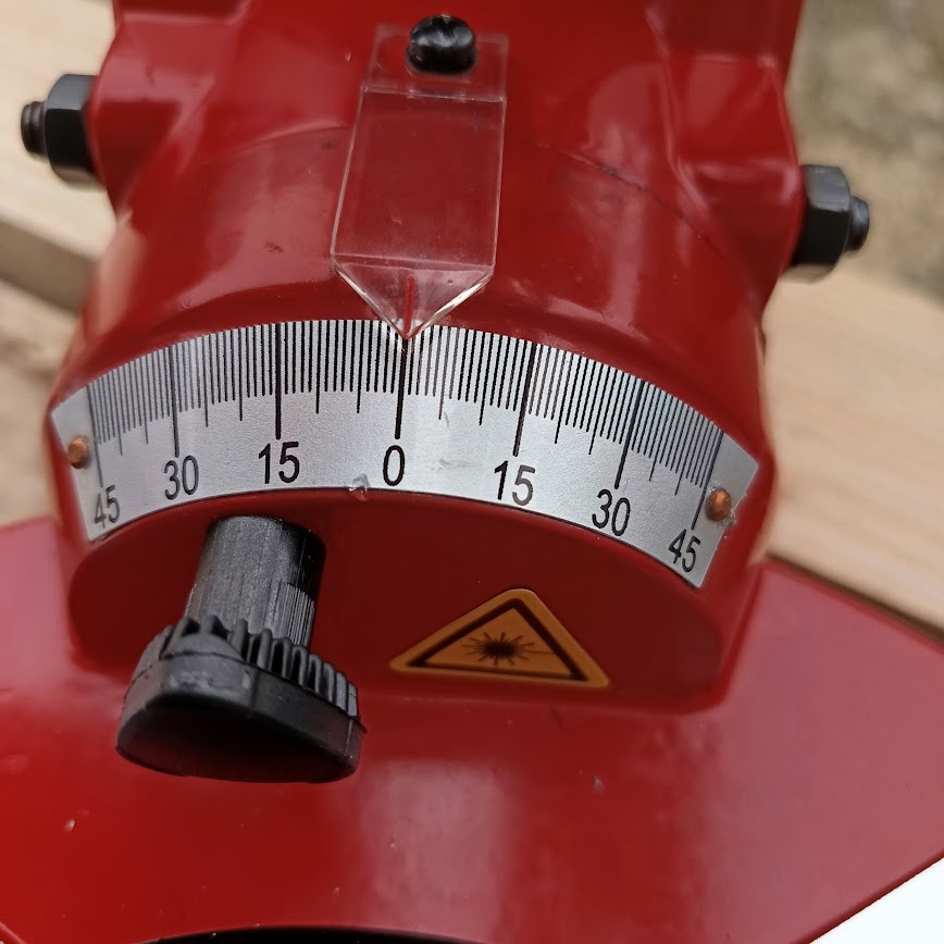 Velká pokosová pila TE-SM 2534 Dual Einhell EXPERT - 10