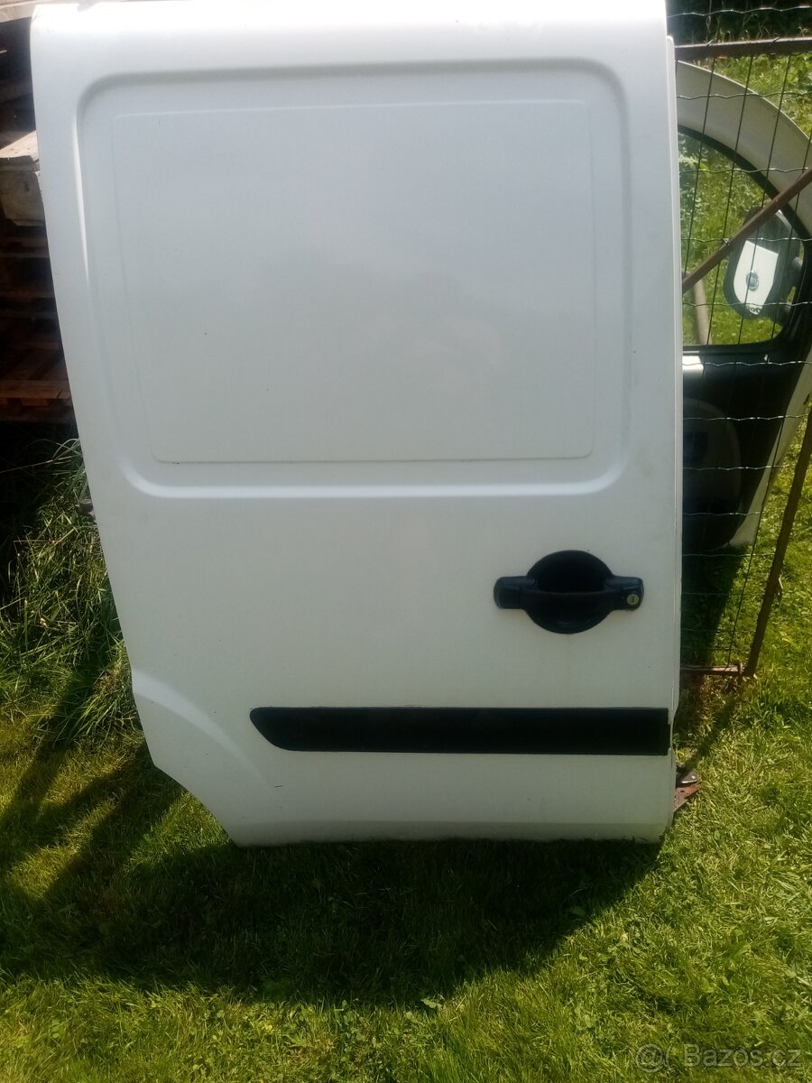 Fiat doblo 1.6cng natural power NÁDRŽ NENÍ - 10