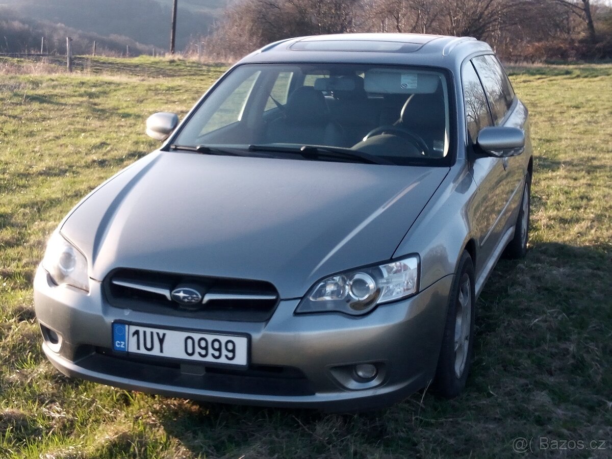 Subaru Legacy 2,0 kombi - 10