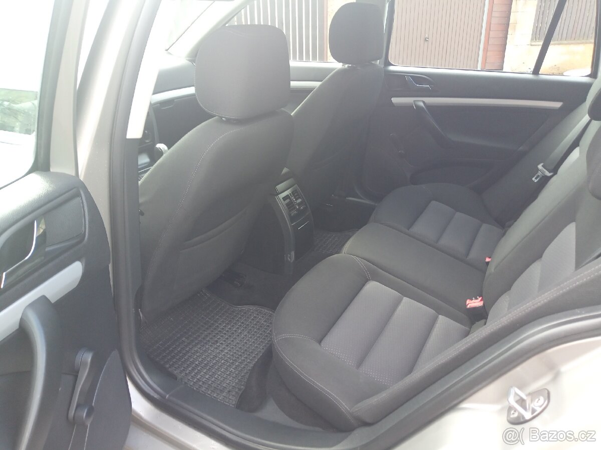 Škoda Octavia combi 4×4 - 10