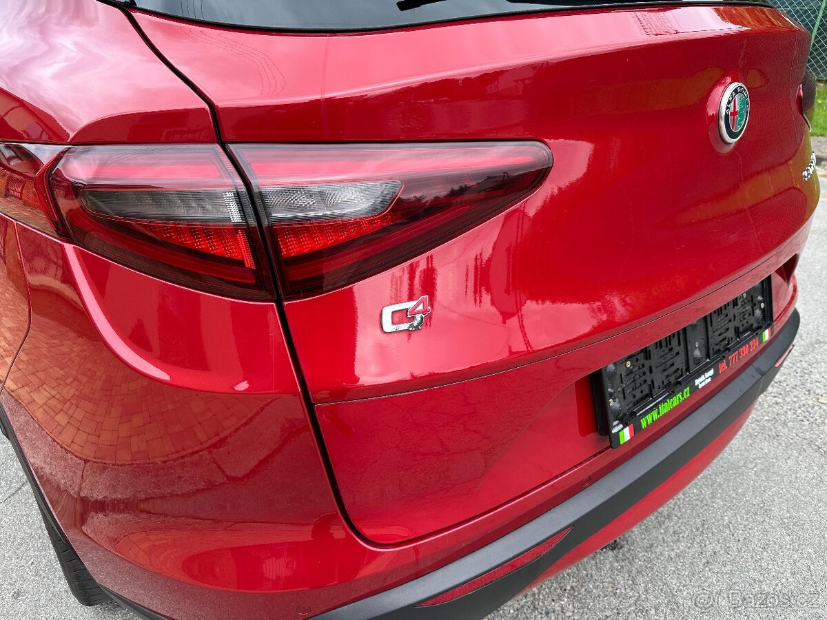 Alfa Romeo Stelvio 2.0T SUPER Q4 206kW - 10