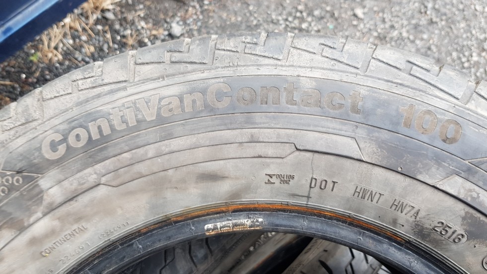 Letní pneu 215/70/15c Continental - 10