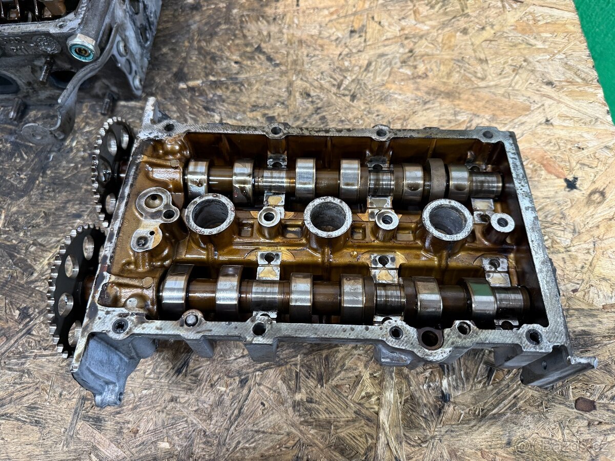 HLAVA MOTORU 1.2 HTP 47KW 03E103373C - 10