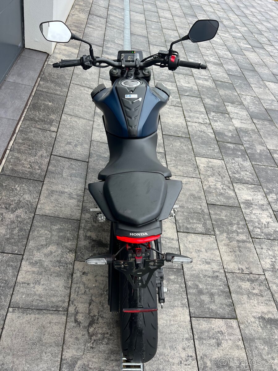 Honda CB 125 R - 10