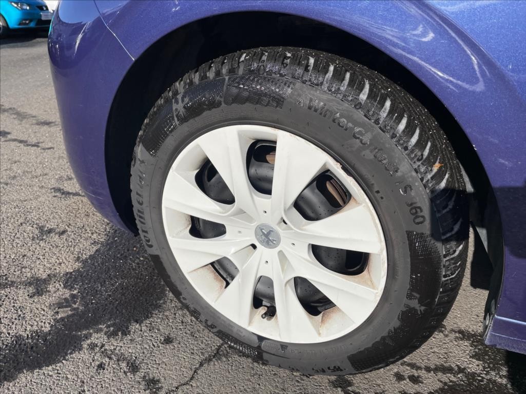 Peugeot 208 1,0 (2014) - 10