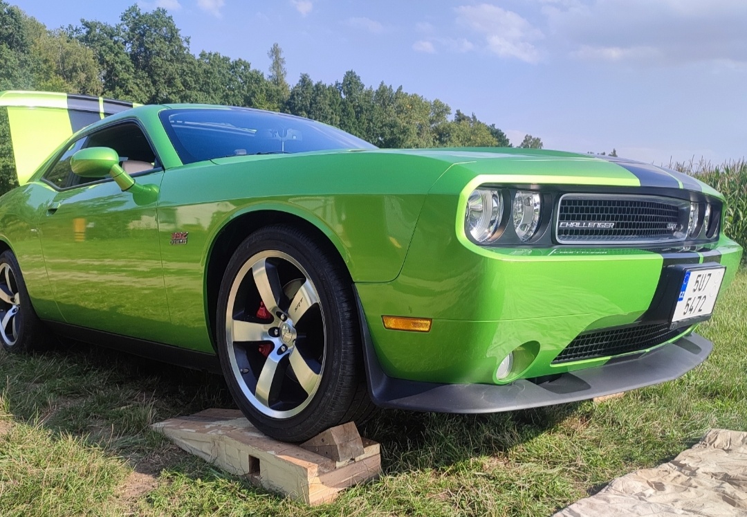 Dodge Challenger SRT8 52000km - 10