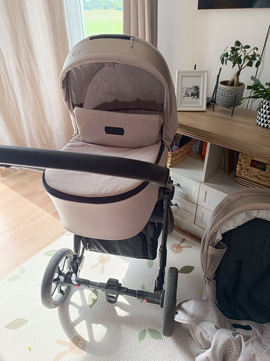 Kočárek Camarelo Oliio - 10
