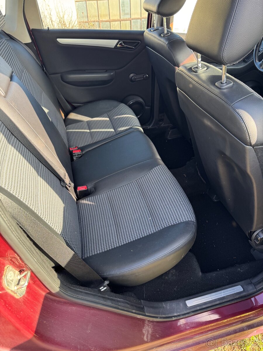 Mercedes-Benz A160 - 10