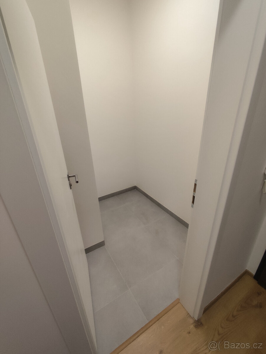 Pronájem bytu 2+kk 60 m² Císařského pluku, Opava - Předměstí - 10