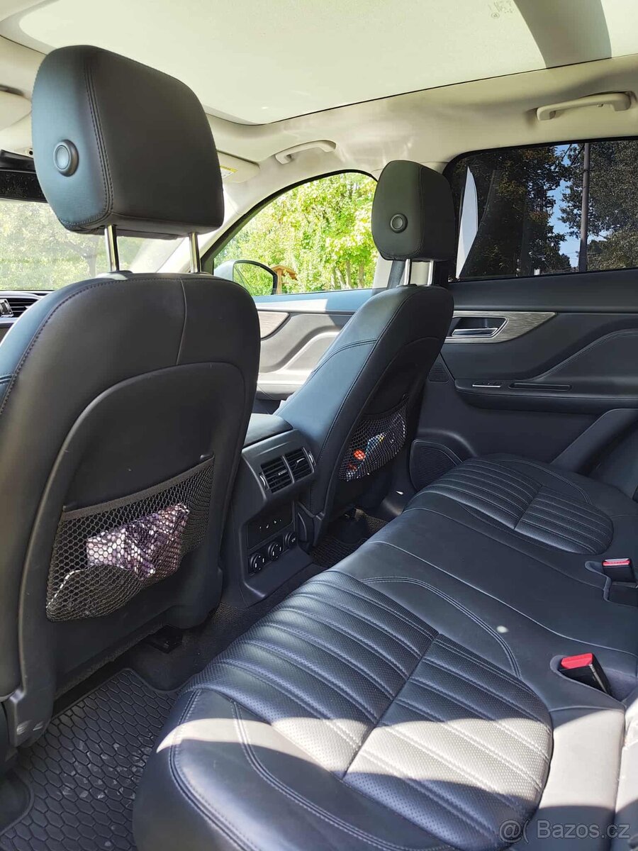 Jaguar F-Pace 3.0 TDV6 Prestige AWD A/T - 10