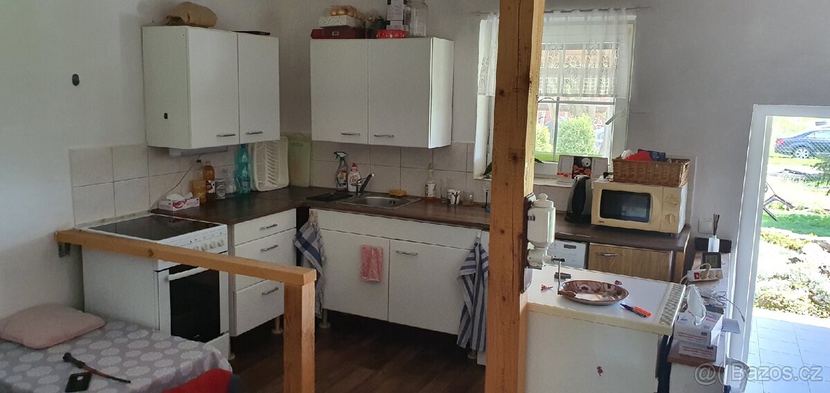 Pronájem bytu blízko Velvar - 10