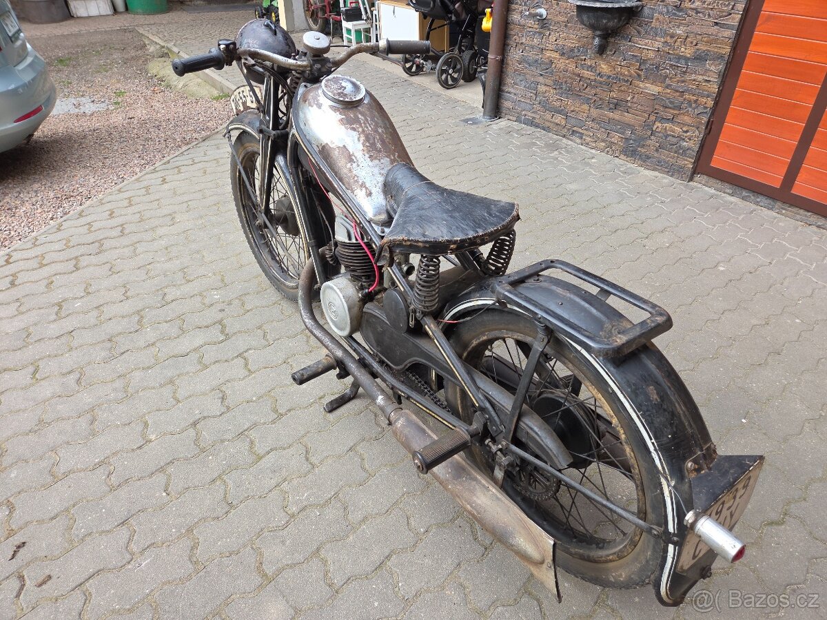 ČZ 175 PŘEDVÁLEČNA - 10