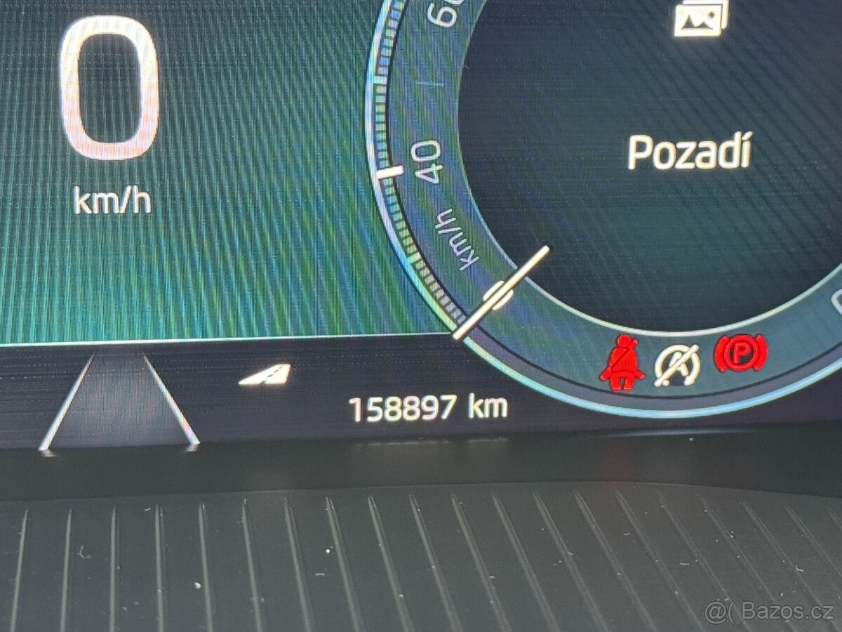 Škoda Octavia Style 2.0TDI 1/2023 158.000km DPH - 10