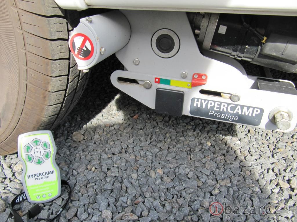 Prodám karavan Hobby 495 UL,r.v. 2017 + mover, stan, markýza - 10