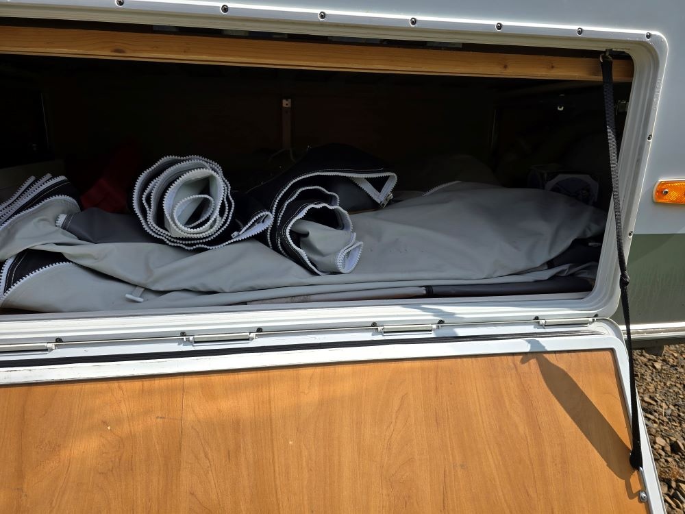 Karavan HYMER NOVA UOPLYST 532 EN, r.v 2000 - 10