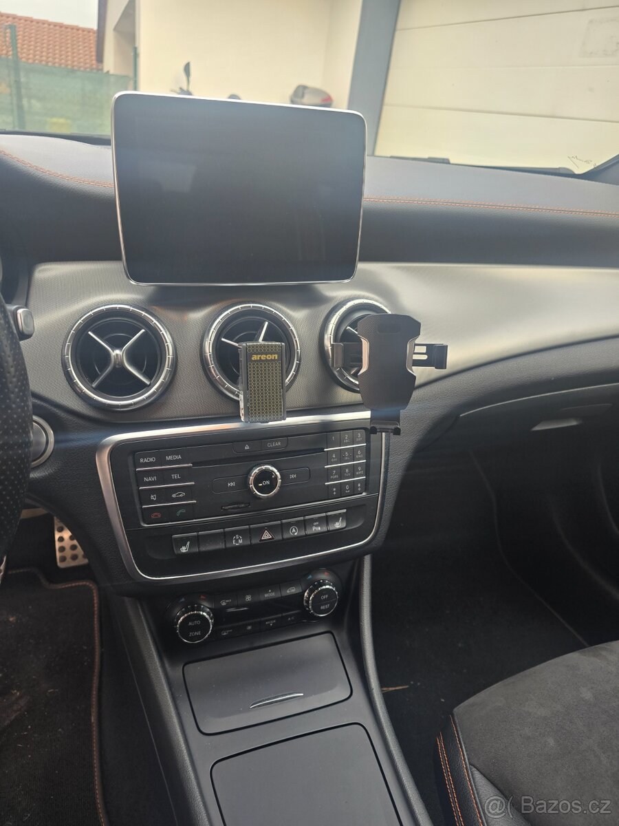Mercedes CLA 250 2.0I 155KW 4MATIC - 10