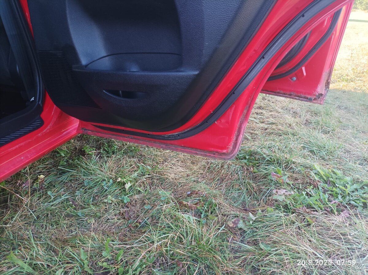 Mazda 2 - 1,4 - 59kw - 9/ 2006. - 10