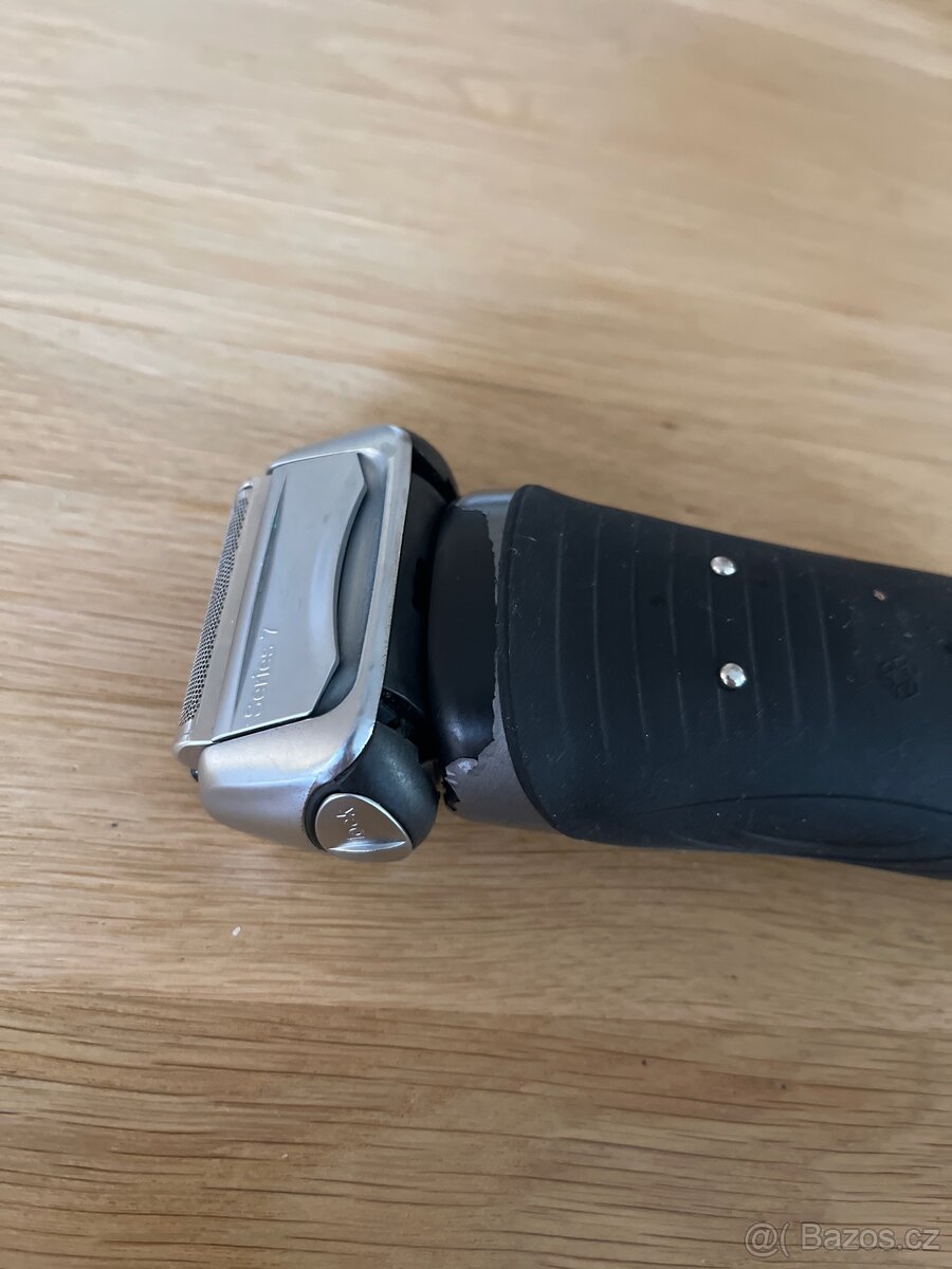 Holicí strojek Braun - cenu nabídněte - 10