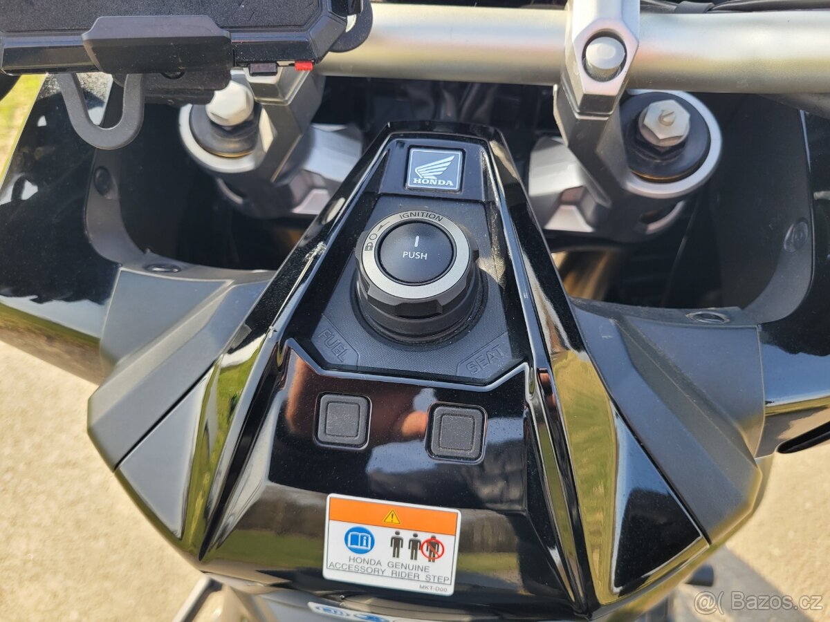 HONDA X-ADV 750 - 10