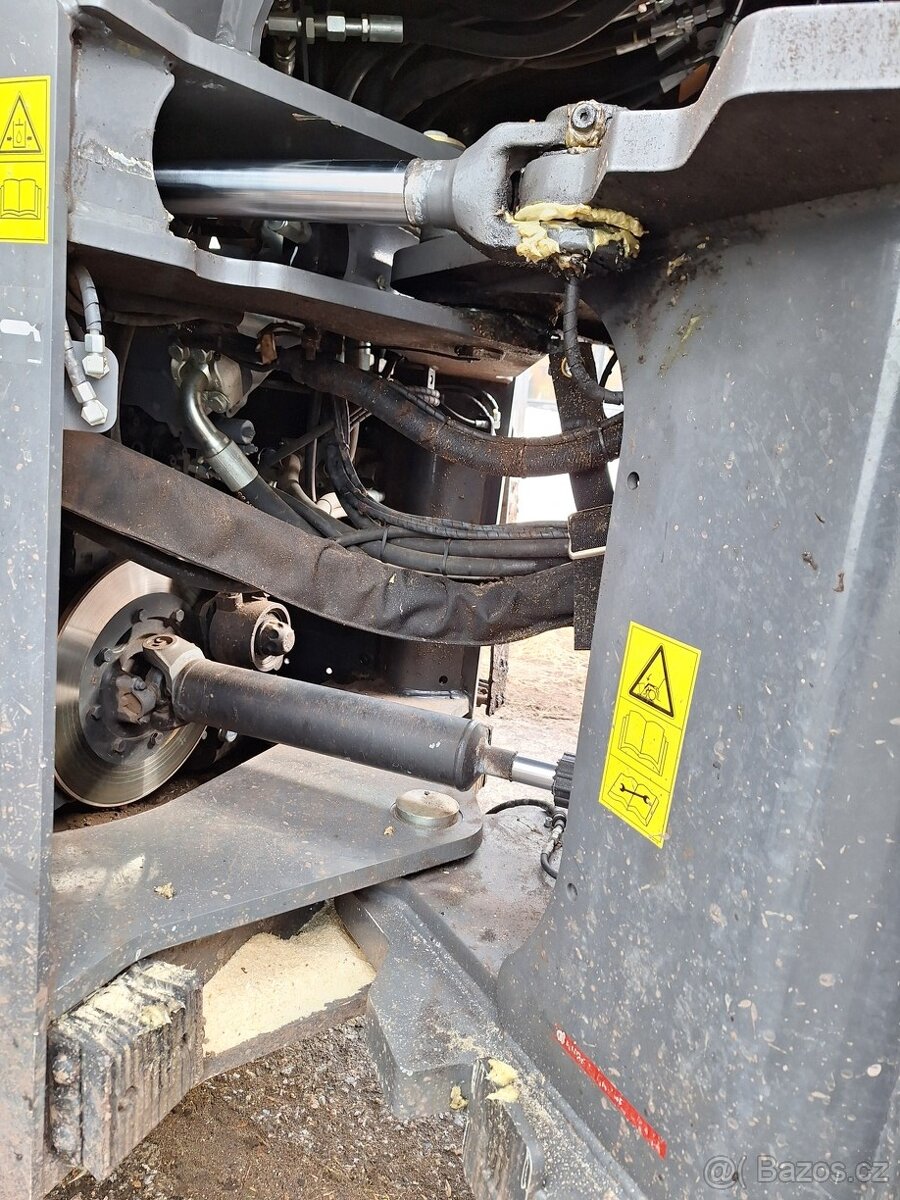 Case 621G XT - kloubový kolový nakladač 14t - 10