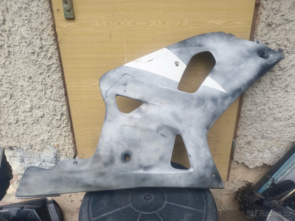 Suzuki GSX-R K1 náhradní díly #8 - 10