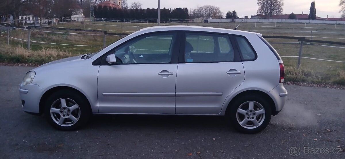 Volkswagen Polo 1.2htp 40kw nízký nájezd km - 10