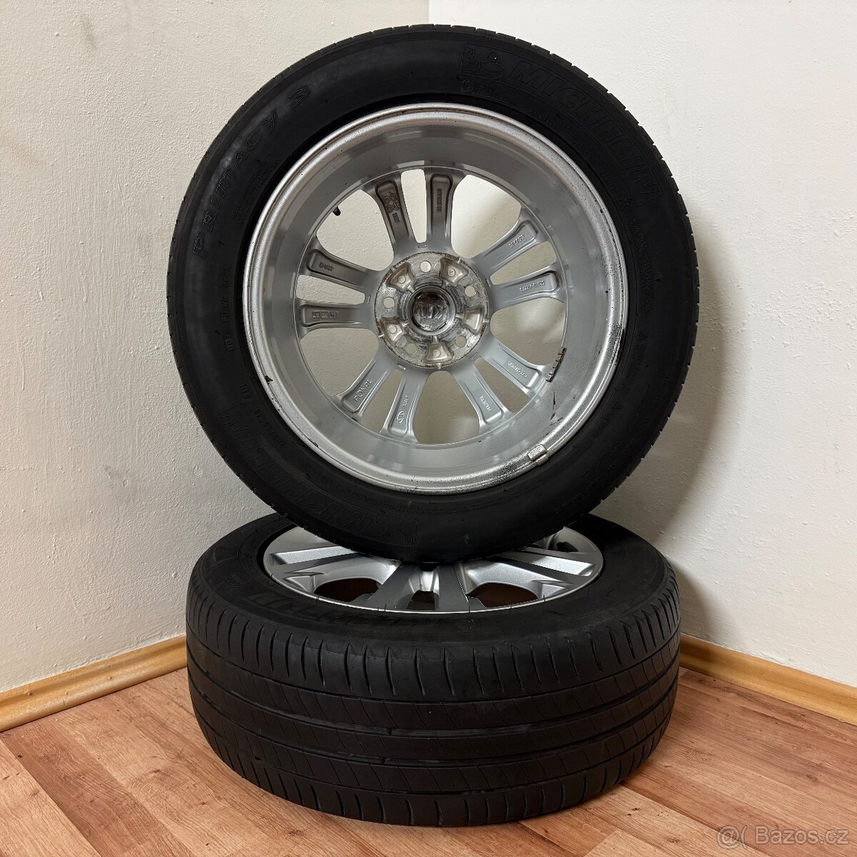 KIA CEED II 5x114,3 R16 ET50+LETNÍ 205/55R16 4,5mm - 10