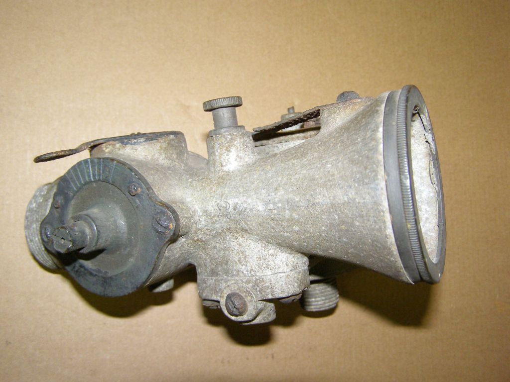 Prodám karburátor z motoru Pokora - 10