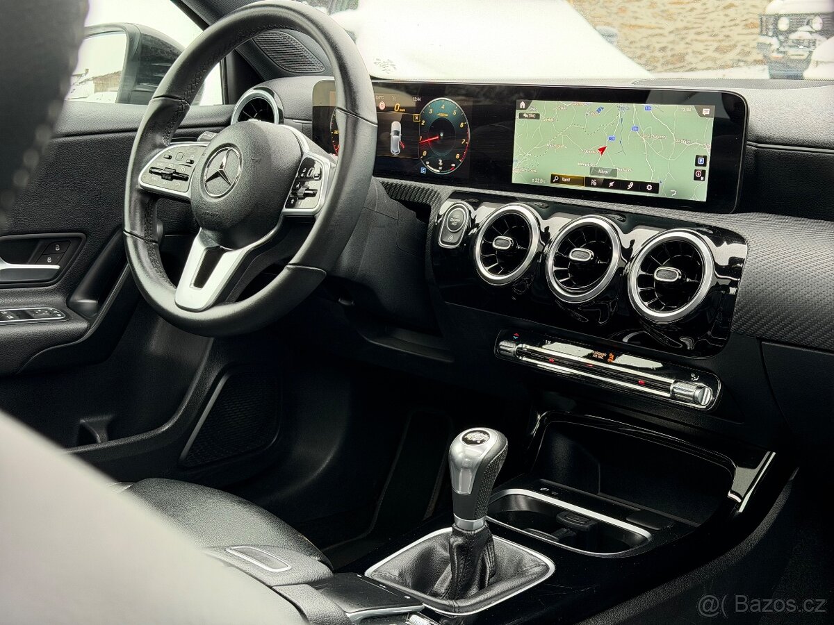 Mercedes-Benz A180i Business Solution 2022 - DPH - 10