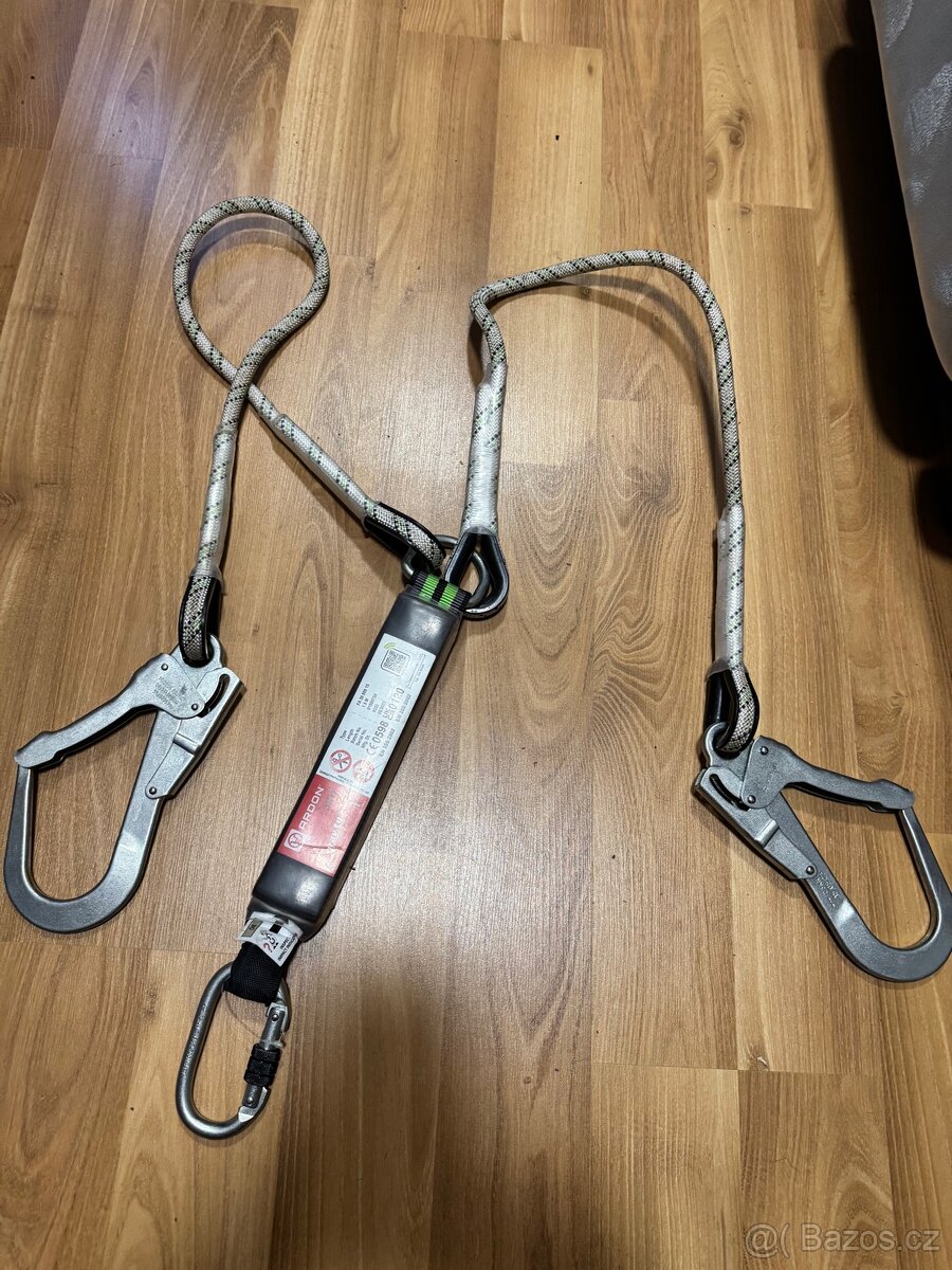 Lezecke vybavení - 10